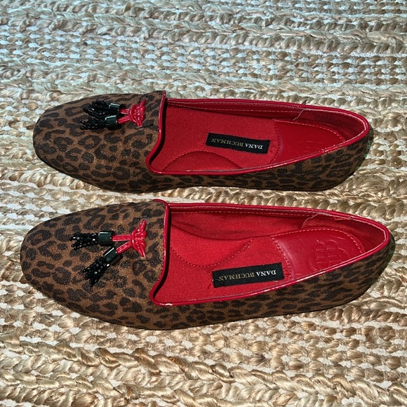 Dana Buchman Sabine Cheetah Print Loafers flats - Picture 2 of 9